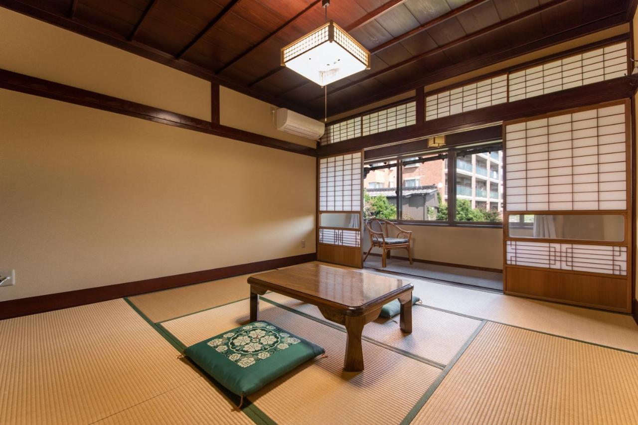 Kadokyu Ryokan Takaoka Zewnętrze zdjęcie
