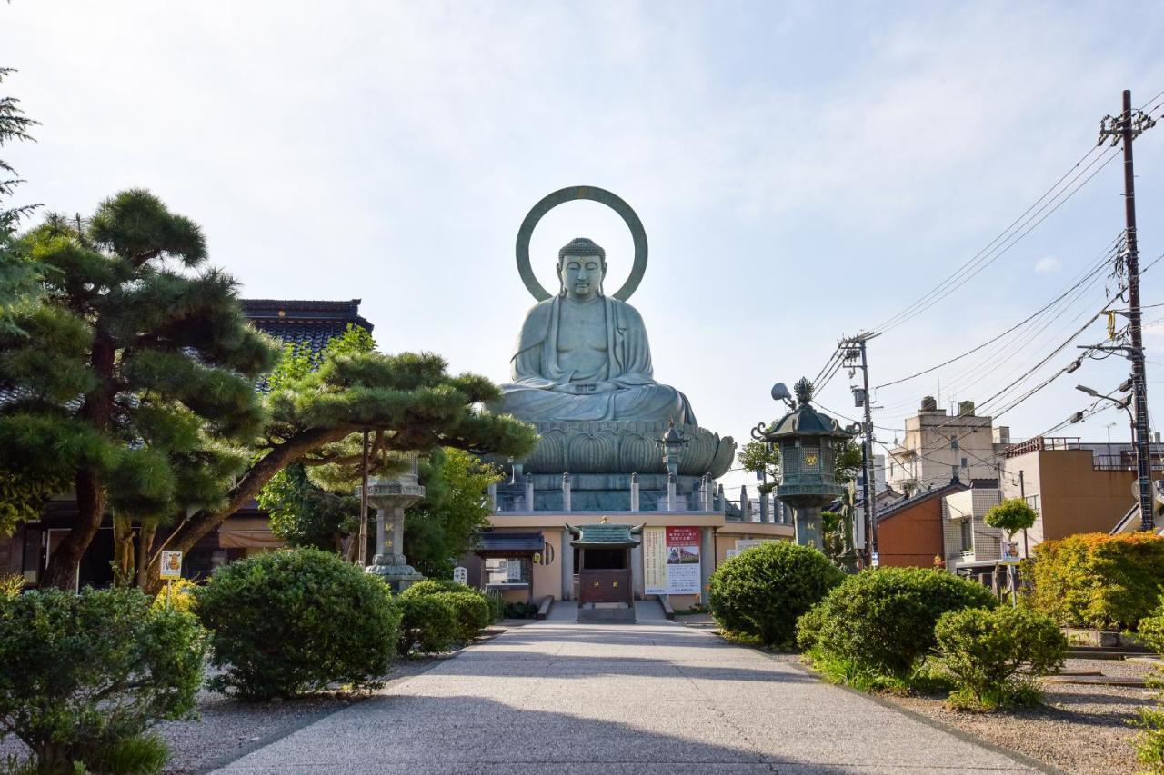 Kadokyu Ryokan Takaoka Zewnętrze zdjęcie