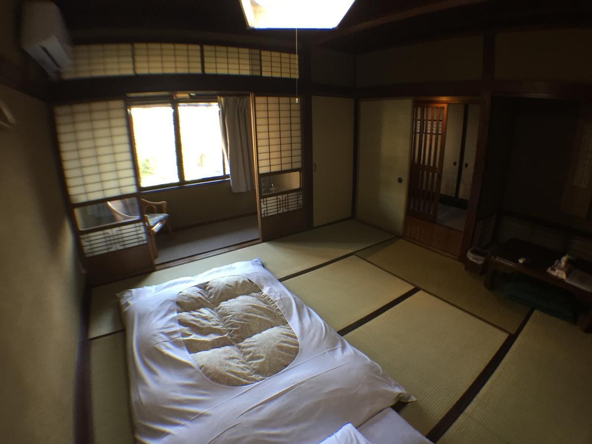 Kadokyu Ryokan Takaoka Zewnętrze zdjęcie
